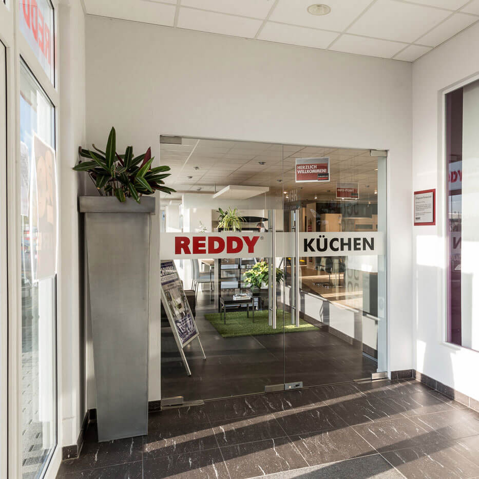 Ausstellung REDDY Küchen Aschaffenburg - Eingangsbereich
